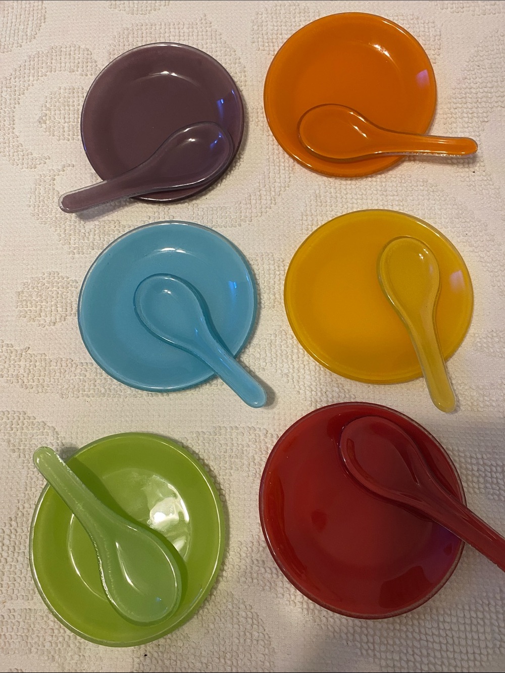 Colorful Glass Dessert Plates with Spoons - 6 Piece Assortment.  No cracks